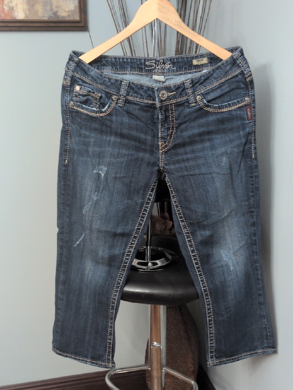 Silver Jeans Aiko Capris Dark Denim